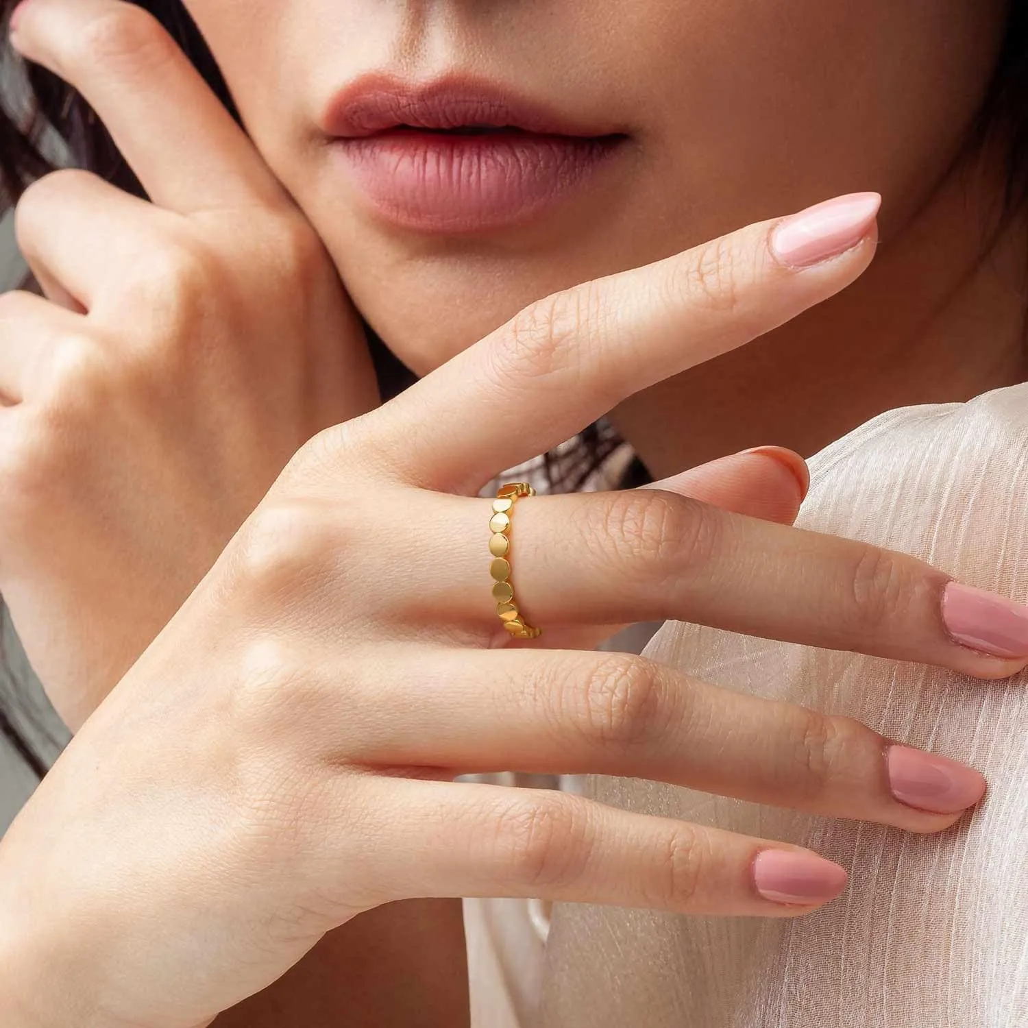 14K Gold Stackable Rings for Women Non-Tarnish Circular Linked Chunky Gold Rings Available in Sizes 5-9