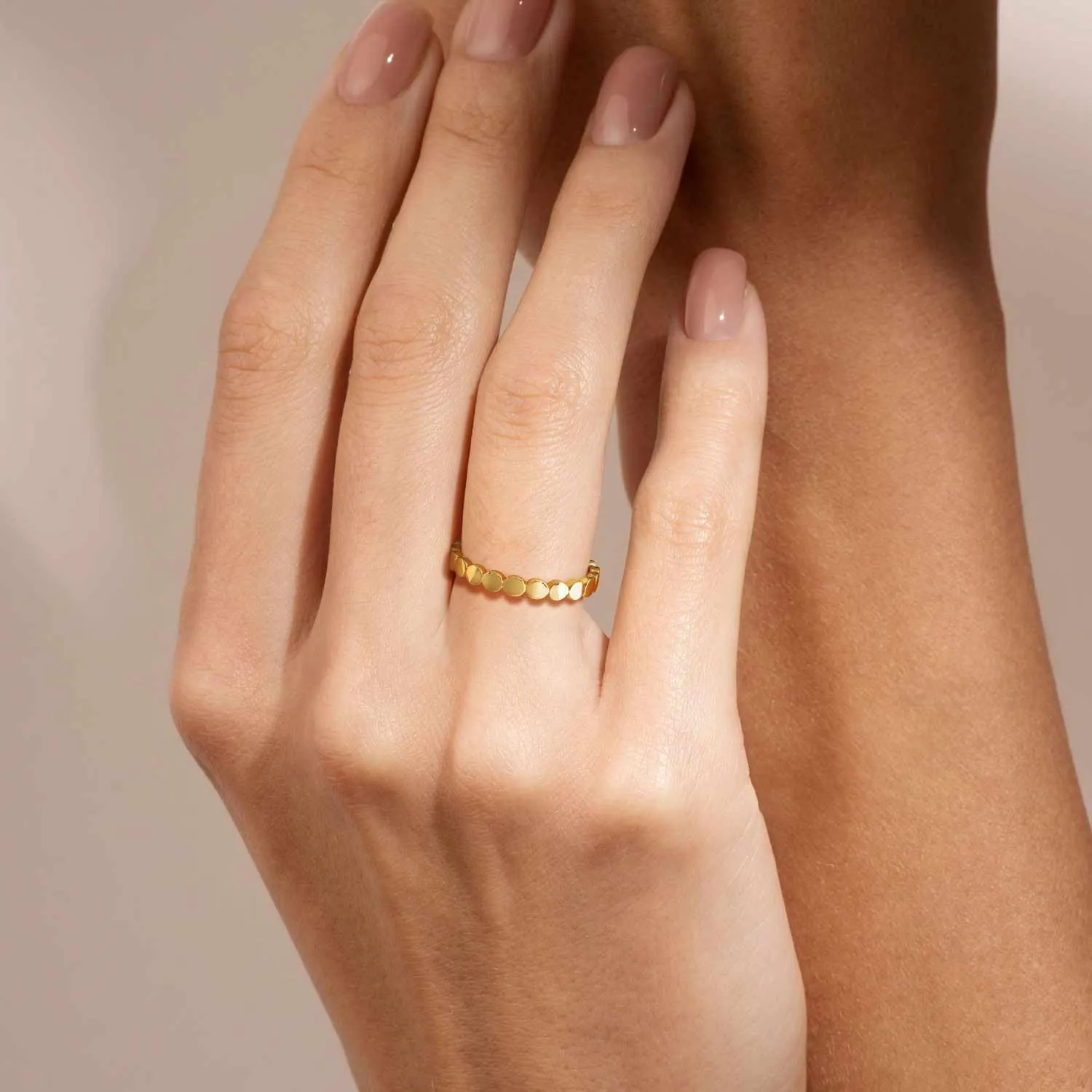 14K Gold Stackable Rings for Women Non-Tarnish Circular Linked Chunky Gold Rings Available in Sizes 5-9