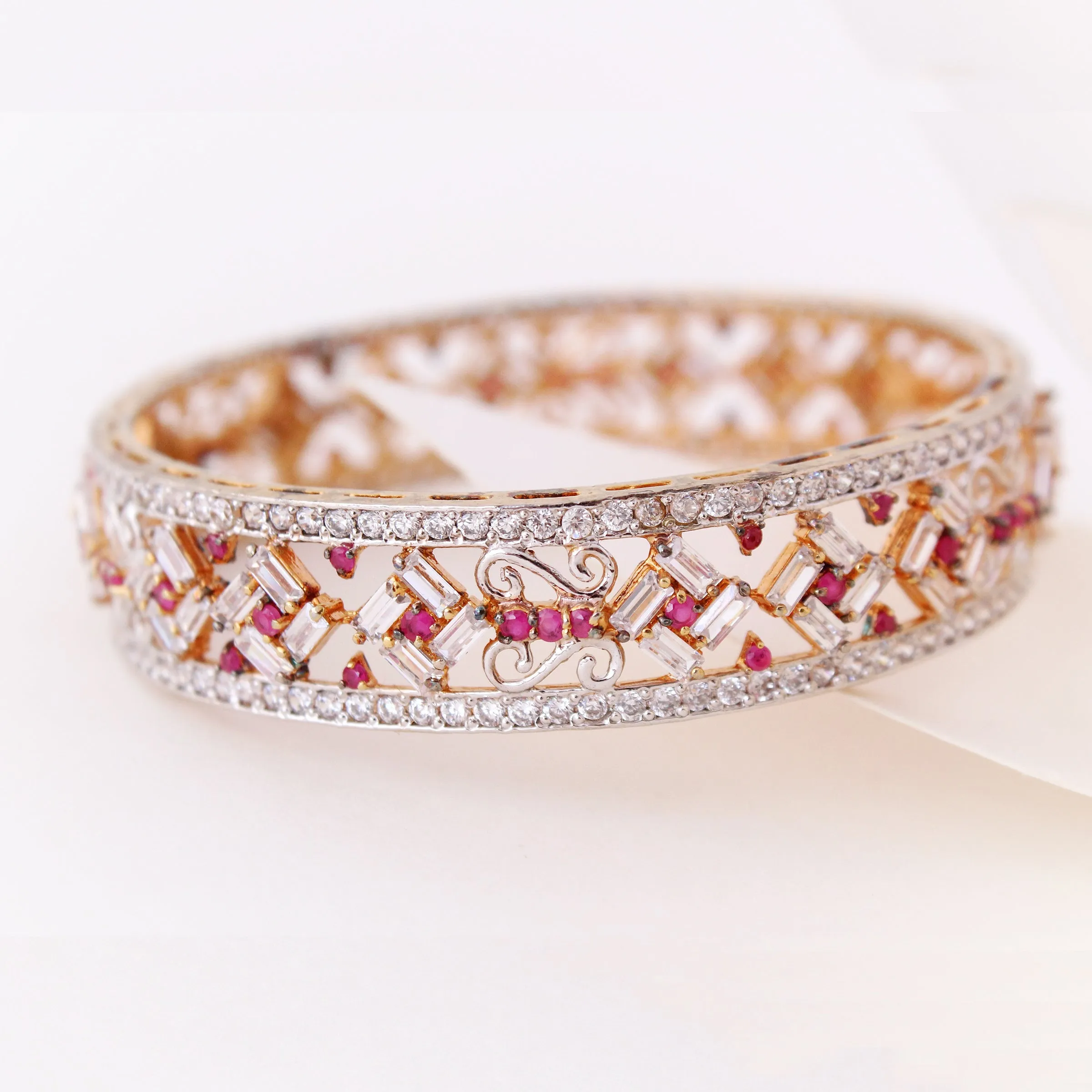 Bangle in Chetum and Zircons