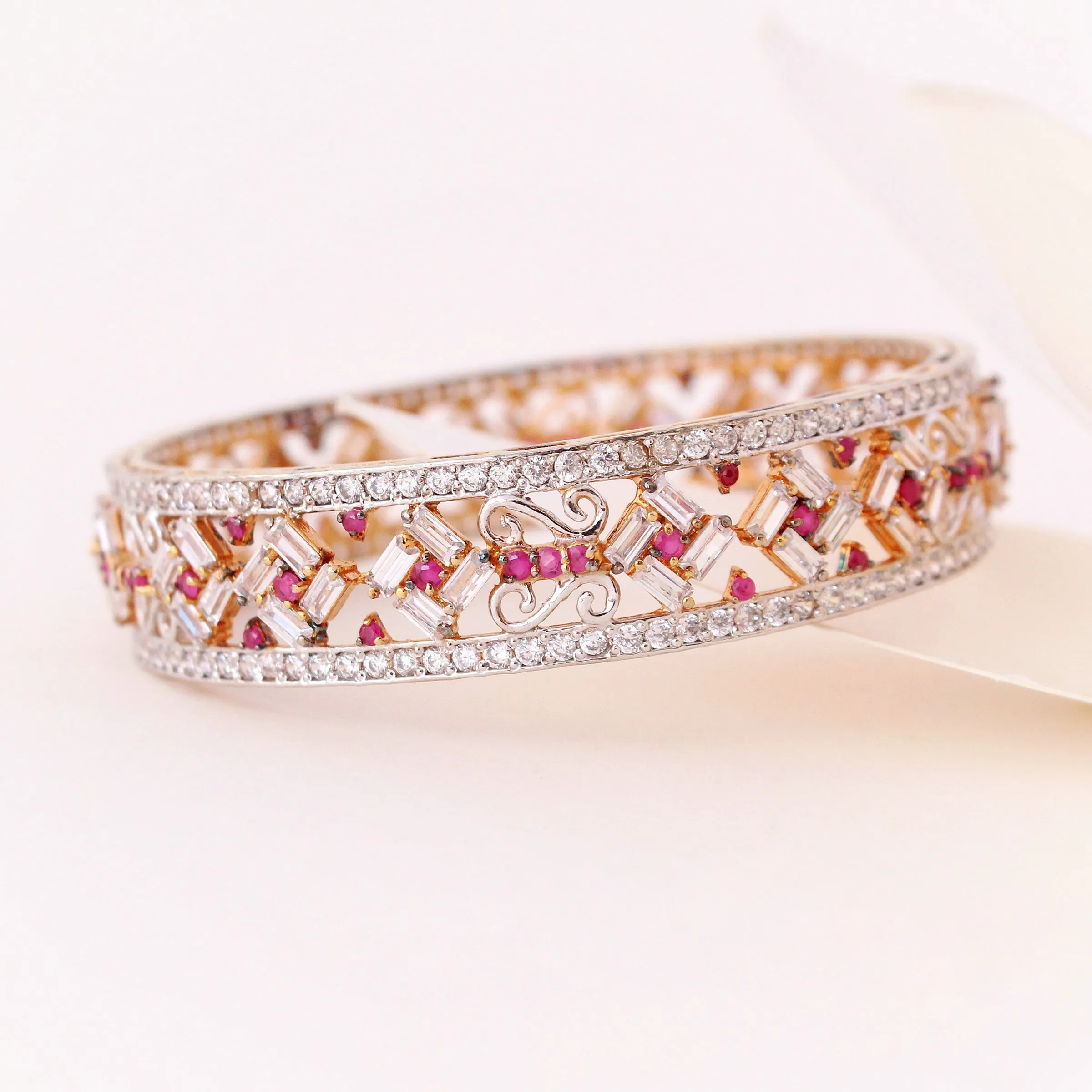Bangle in Chetum and Zircons