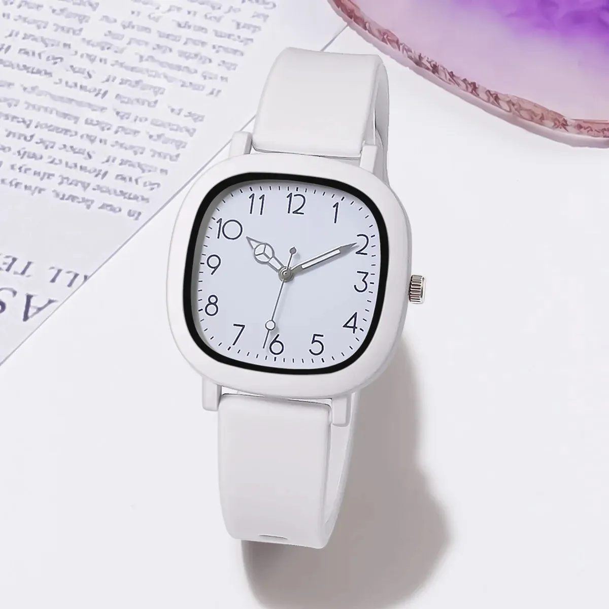 Lizzie Women's Quartz Watch