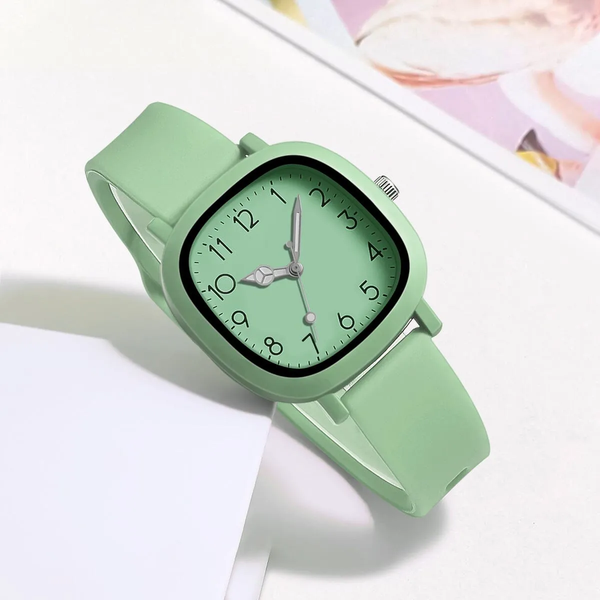 Lizzie Women's Quartz Watch