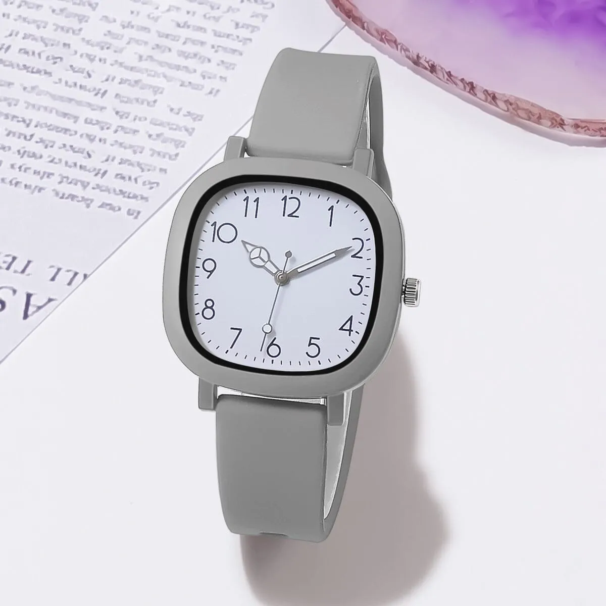 Lizzie Women's Quartz Watch