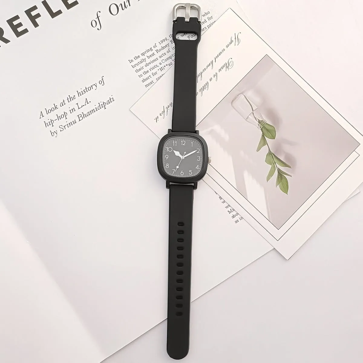 Lizzie Women's Quartz Watch