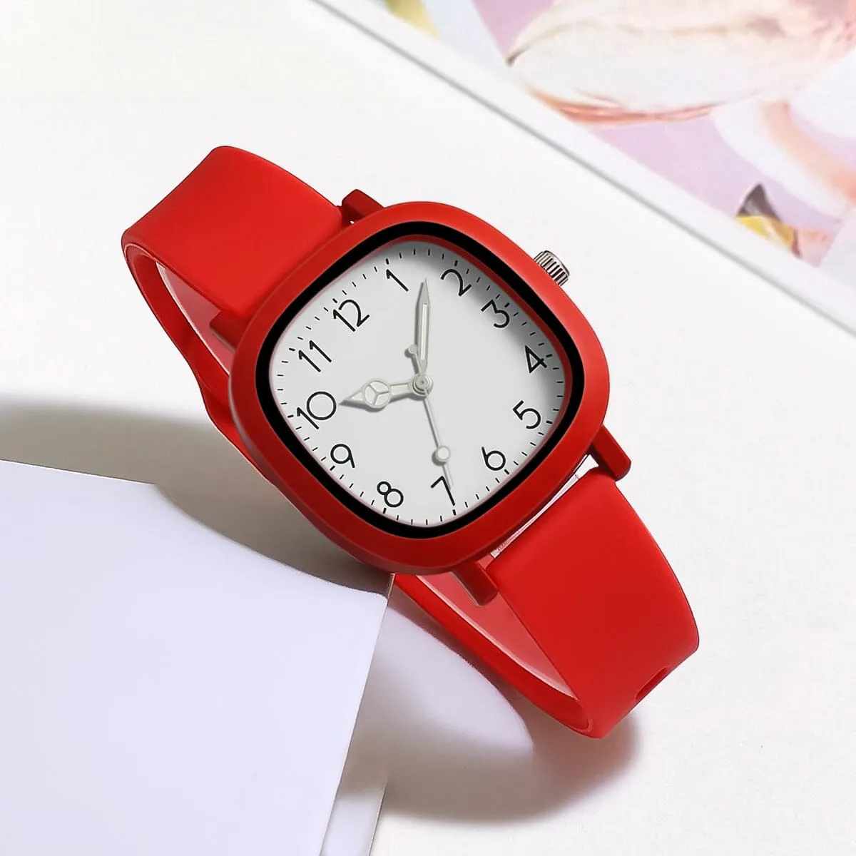 Lizzie Women's Quartz Watch