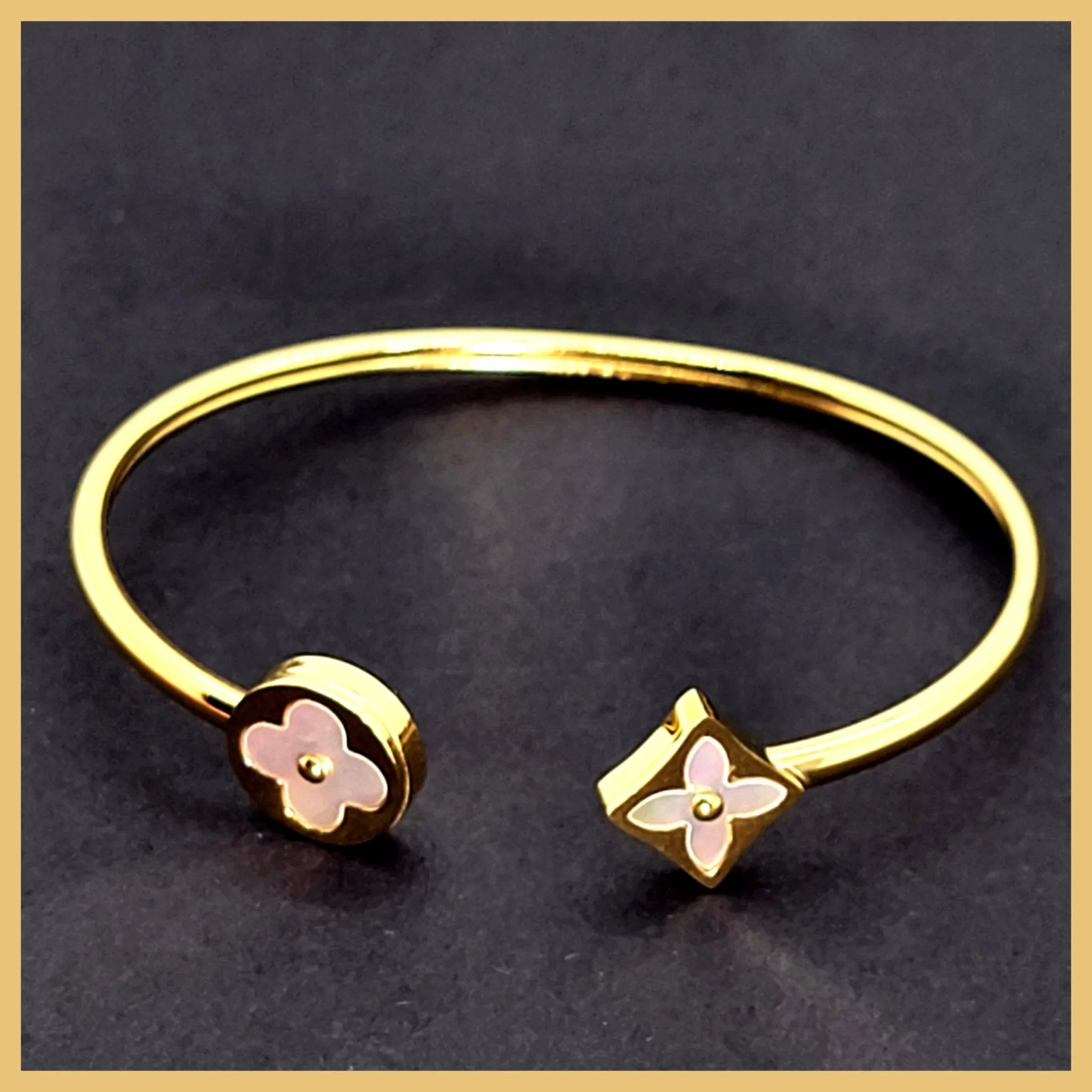 MOP Clover Open Bangle